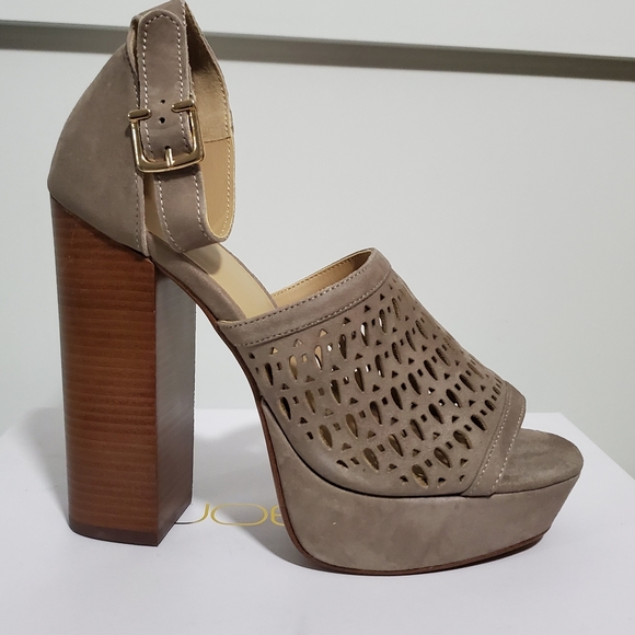 NWT! Joe's Jeans Lorne platform sandals - Picture 5 of 11